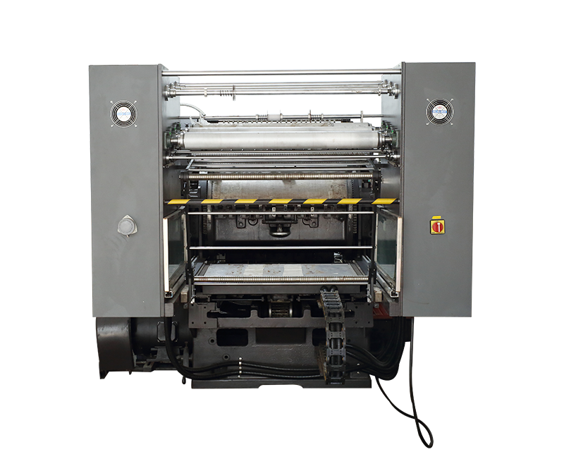 燙金機(jī)如何避免產(chǎn)生過多的碳化物？